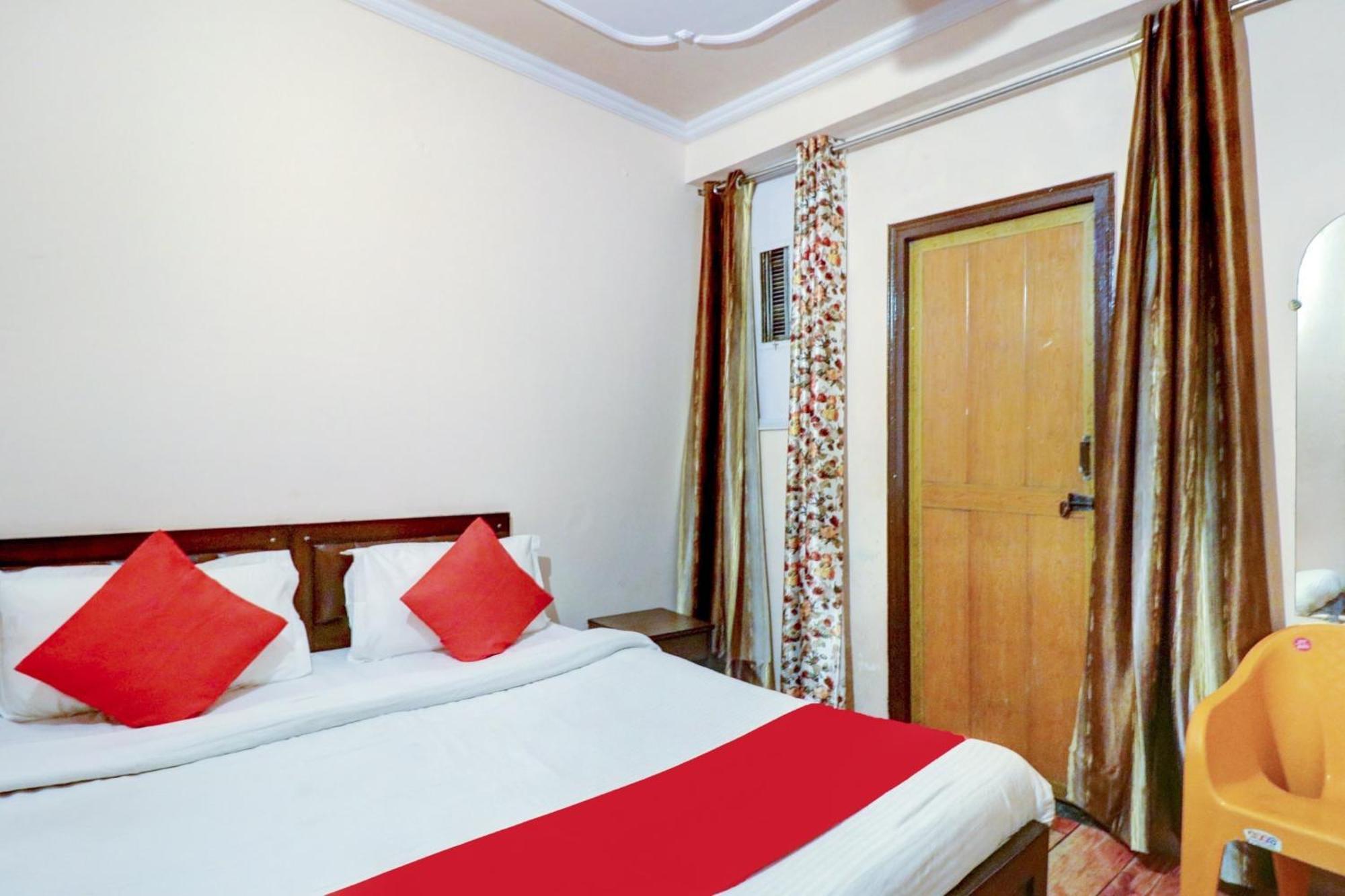 O Ratiram Hotel Kalkaji Devi